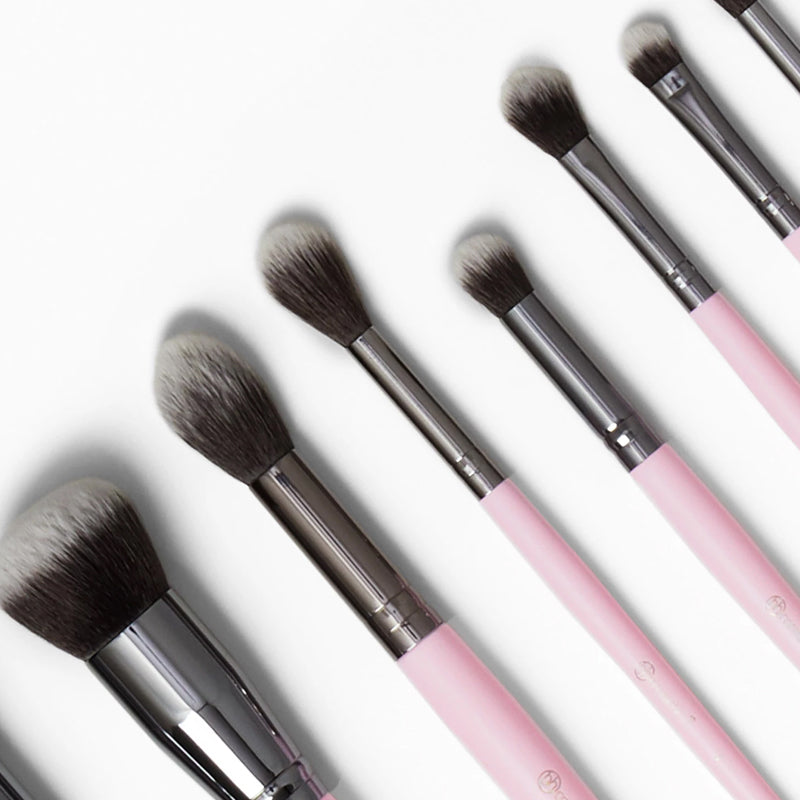 BH Cosmetics - Mrs Bella 9/Piece Brush Set With Angled Brush Holder