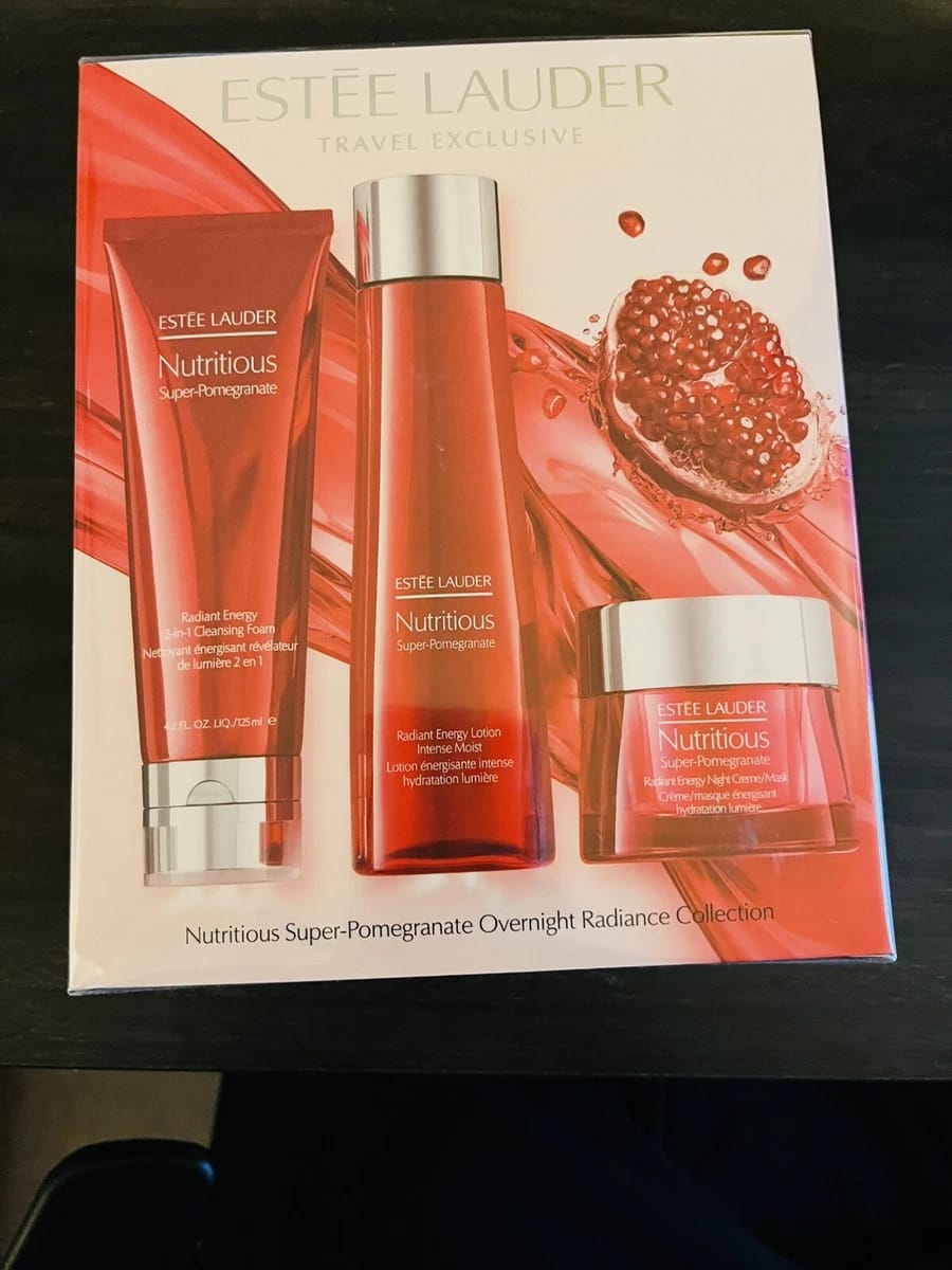 Estée Lauder Nutritious Super-Pomegranate Recharge Your Radiance 3/Pcs Gift Set