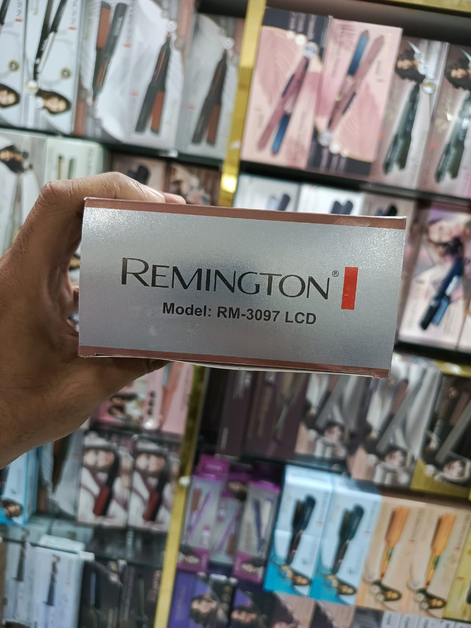 Remington S-3097LCD Keratin Therapy Digital Display Hair Straightener