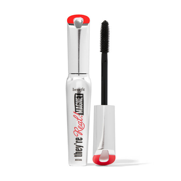 Benefit They’re Real! Magnet Powerful Lifting & Lengthening Mascara