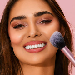 Real Techniques Everyday Essentials Makeup Brush Set With Single Sponge
