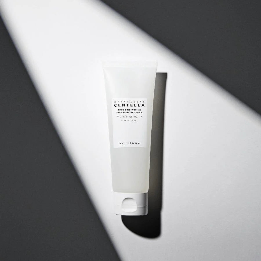 SKIN1004 Madagascar Centella Tone Brightening & Moisturizing Gel Cleansing Foam 125ml