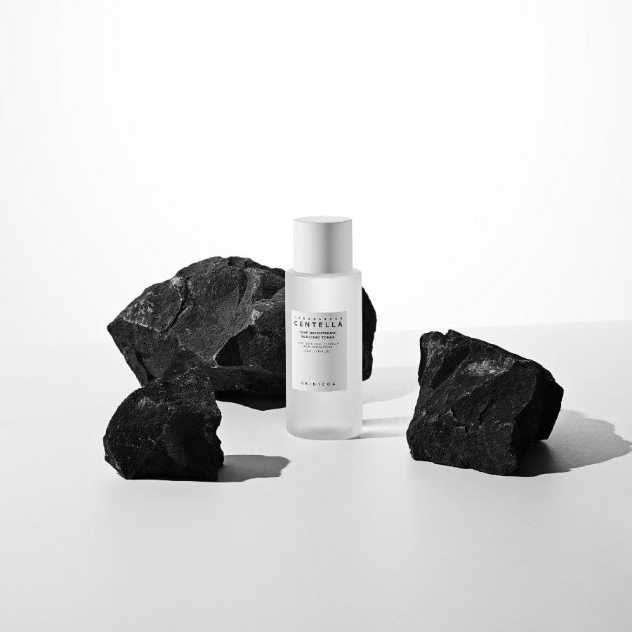 SKIN1004 Madagascar Centella Tone Brightening Boosting Mild Exfoliating Toner For Radiance 210ml